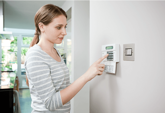 How to Integrate Alarm Systems into Your Security Lighting Plan