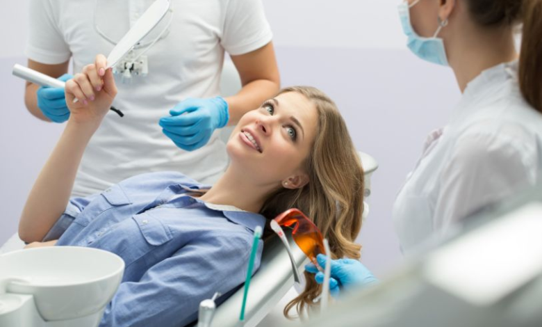 Why A Comprehensive Dentist Is Ideal For Family Smiles